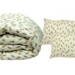 Set complet pilota 200 X 220 cm + 2 perne dreptunghiulare 50 x 70 cm, din puf de gasca