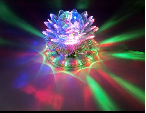 Bec rotativ LED RGB tip floare de lotus 48 LED 15W